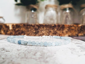 Aquamarine Bracelet Crystal Bracelet March birthstone Gemstone bracelet Dainity bracelet Delicate Bracelet Zodiac Bracelet Aquanarine Gift