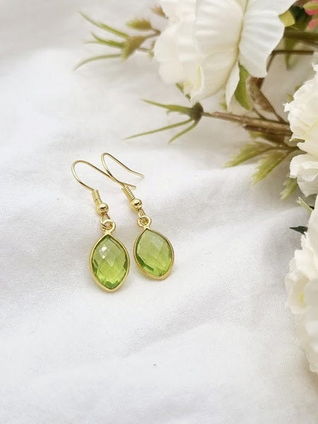 Peridot earrings Peridot gift crystal earrings birthstone earrings birthstone jewelry crystal jewelry August birthstone Peridot Jewelry Gift