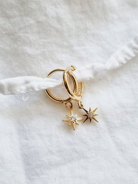 Tiny star earrings Tiny star necklace Tiny star Jewelry Tiny star set Tiny star gifts Gold Tiny star stardust earrings tiny star huggie hoop