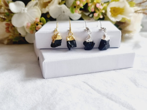 Black Onyx Earrings Black Onyx jewelry Black Onyx raw Black Onyx stone earring Black Onyx drop earrings gemstone jewelry healing stones