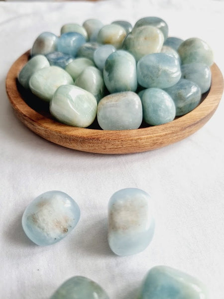 Aquamarine Tumble Stone Aquamarine Crystal Natural Aquamarine Healing Crystals Aquamarine tumble gemstone Meditation stone Aquamarine