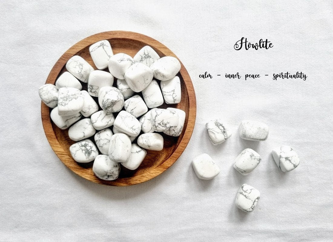 Howlite Tumble Stone Howlite Crystal Natural Howlite Healing Crystals Howlite tumble gemstone Meditation stone Howlite gift Healing  Gift