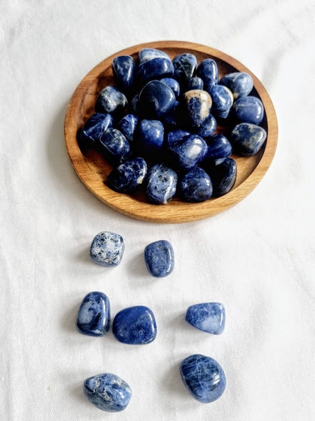 Sodalite Tumble Stone Sodalite Crystal Natural Sodalite Healing Crystals Sodalite tumble gemstone Meditation stone Sodalite Chakra stones