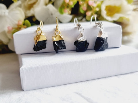 Black Onyx Earrings Black Onyx jewelry Black Onyx raw Black Onyx stone earring Black Onyx drop earrings gemstone jewelry healing stones