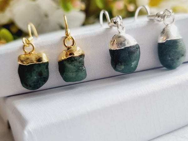 Emerald Earrings Emerald jewelry Emerald raw Emerald stone earring Emerald drop earrings gemstone jewelry healing stones Emerald