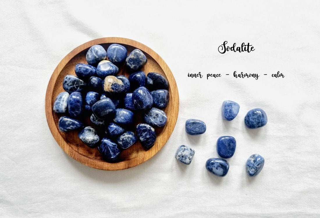 Sodalite Tumble Stone Sodalite Crystal Natural Sodalite Healing Crystals Sodalite tumble gemstone Meditation stone Sodalite Chakra stones